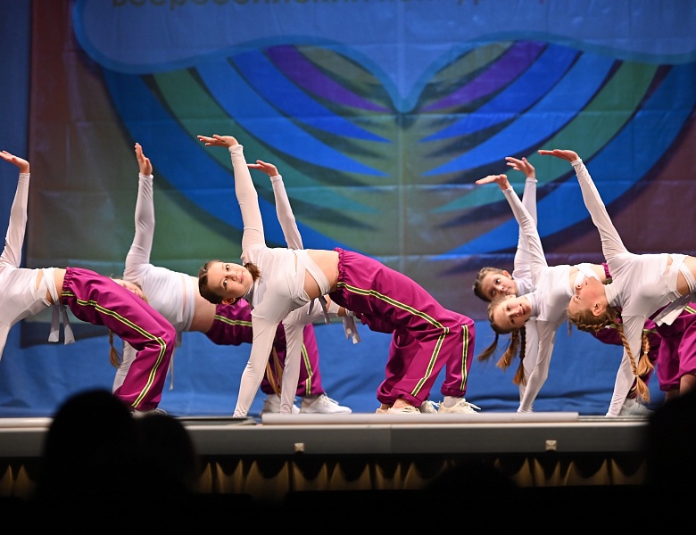 9 апреля в Калининграде проходил Всероссийский конкурс-фестиваль хореографического искусства "НаследиеФест 2022"