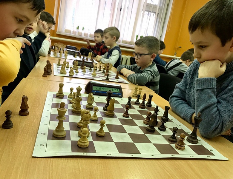 В ноябре 2021 года во время дистанционного обучения прошли областные он-лайн соревнования по шахматам